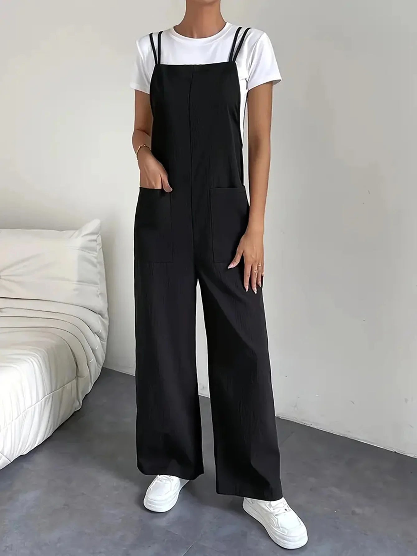 Fashion casual women's pure black jumpsuit