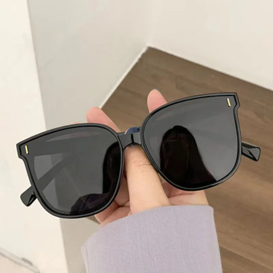 Black Square Frame Sunglasses - UV400 Sunglasses